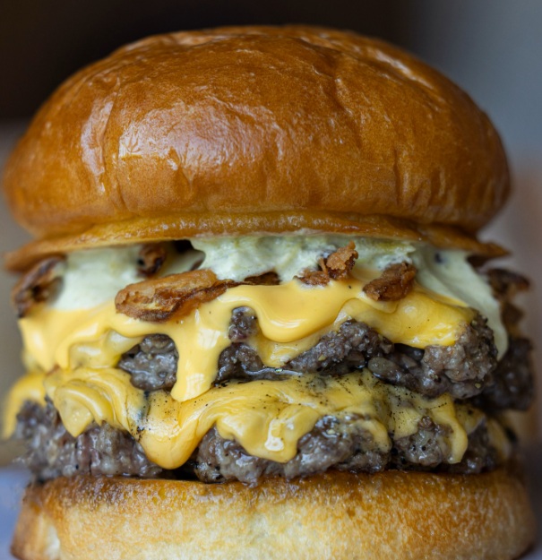 Tio Phil, burger de Hundred Burgers